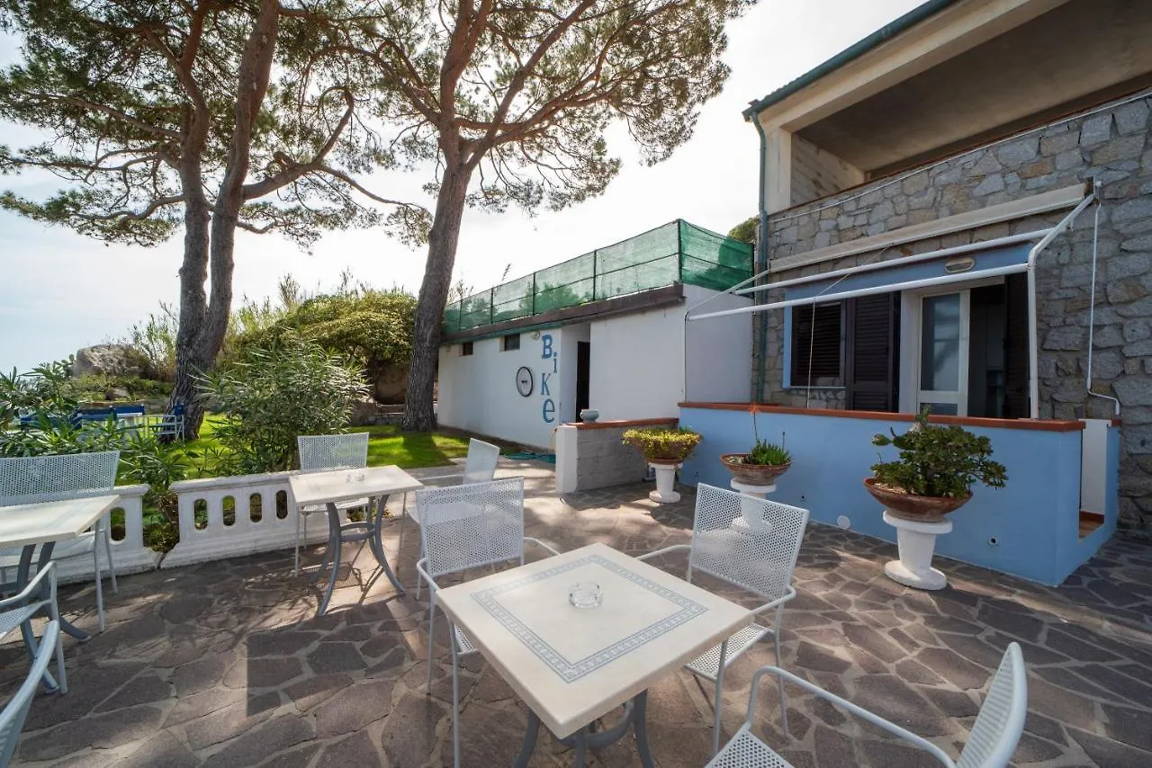 Hotel La Stella Seccheto 3*,  Italy