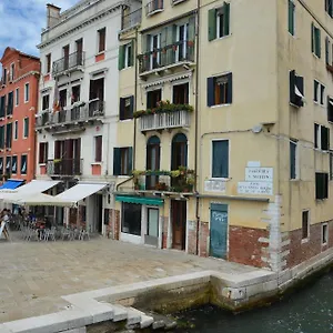 https://casa-favaretto-guest-house.hotelinveneto.com